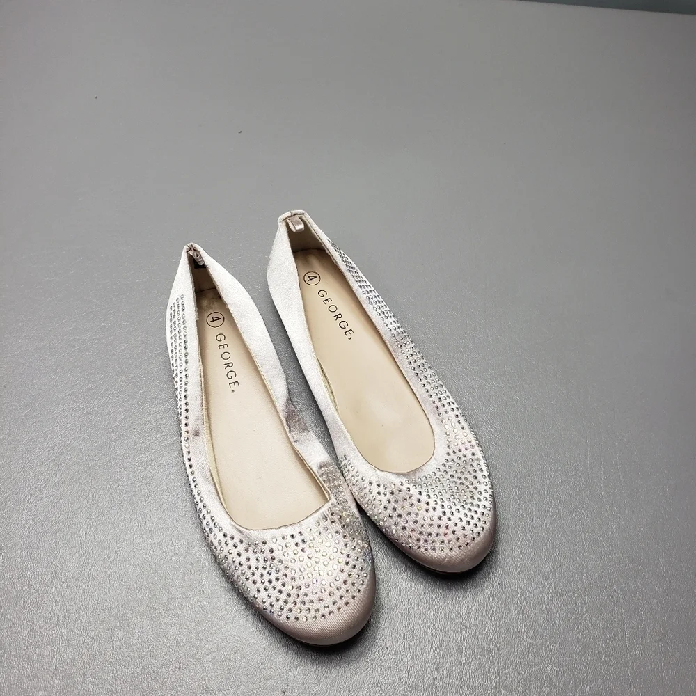 George girls light pink embellished slip on shoes big girls size 4